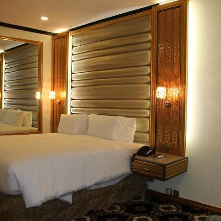 Indus Hotel Hyderabad Eksteriør billede