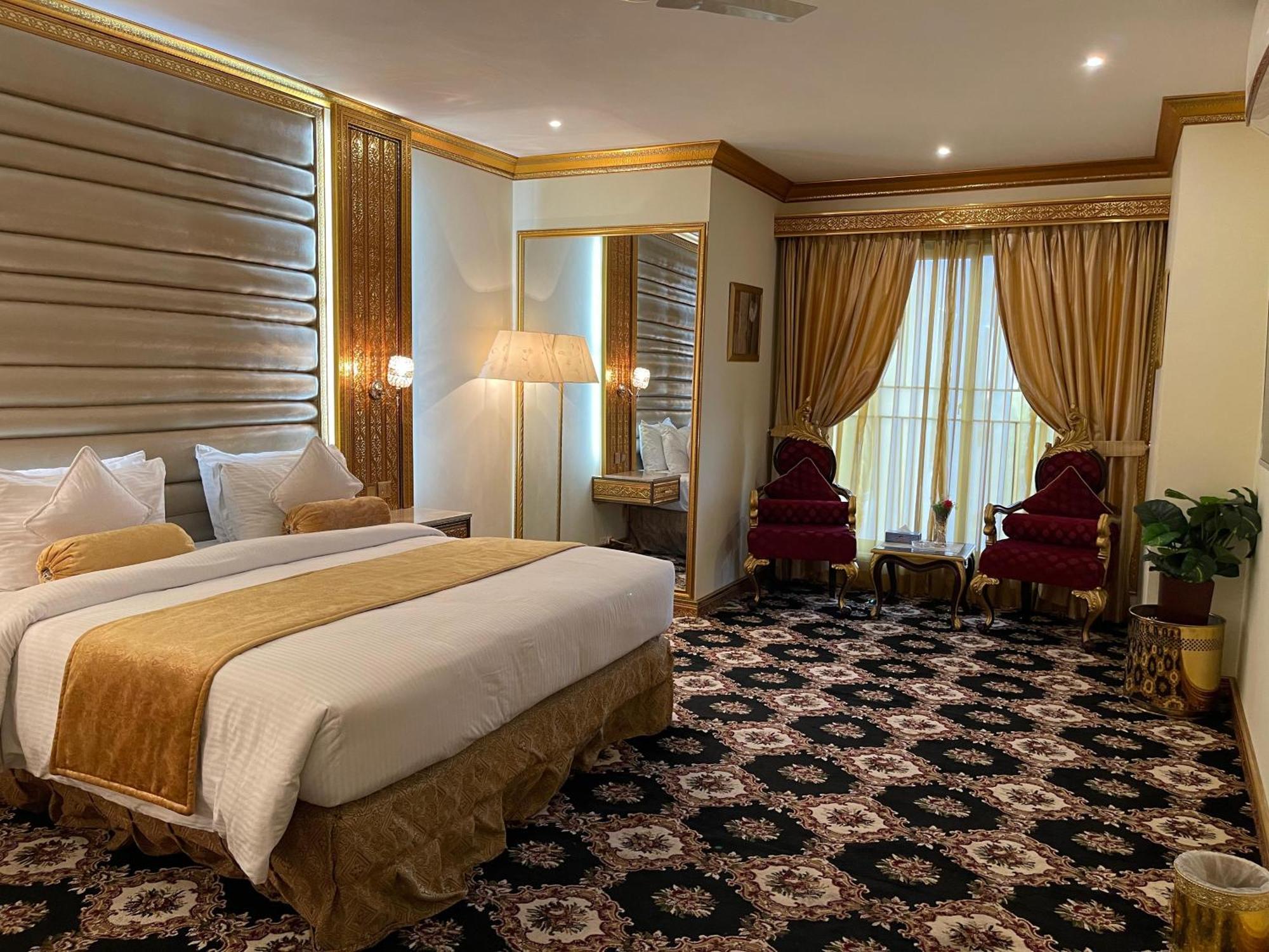 Indus Hotel Hyderabad Eksteriør billede