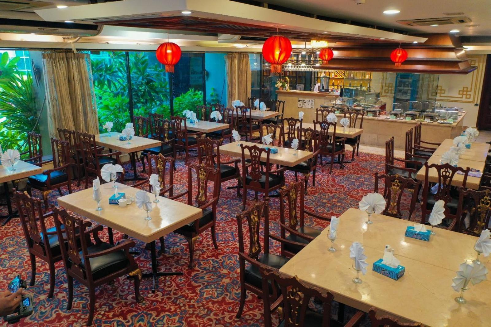 Indus Hotel Hyderabad Eksteriør billede