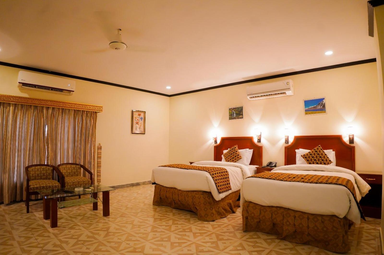 Indus Hotel Hyderabad Eksteriør billede